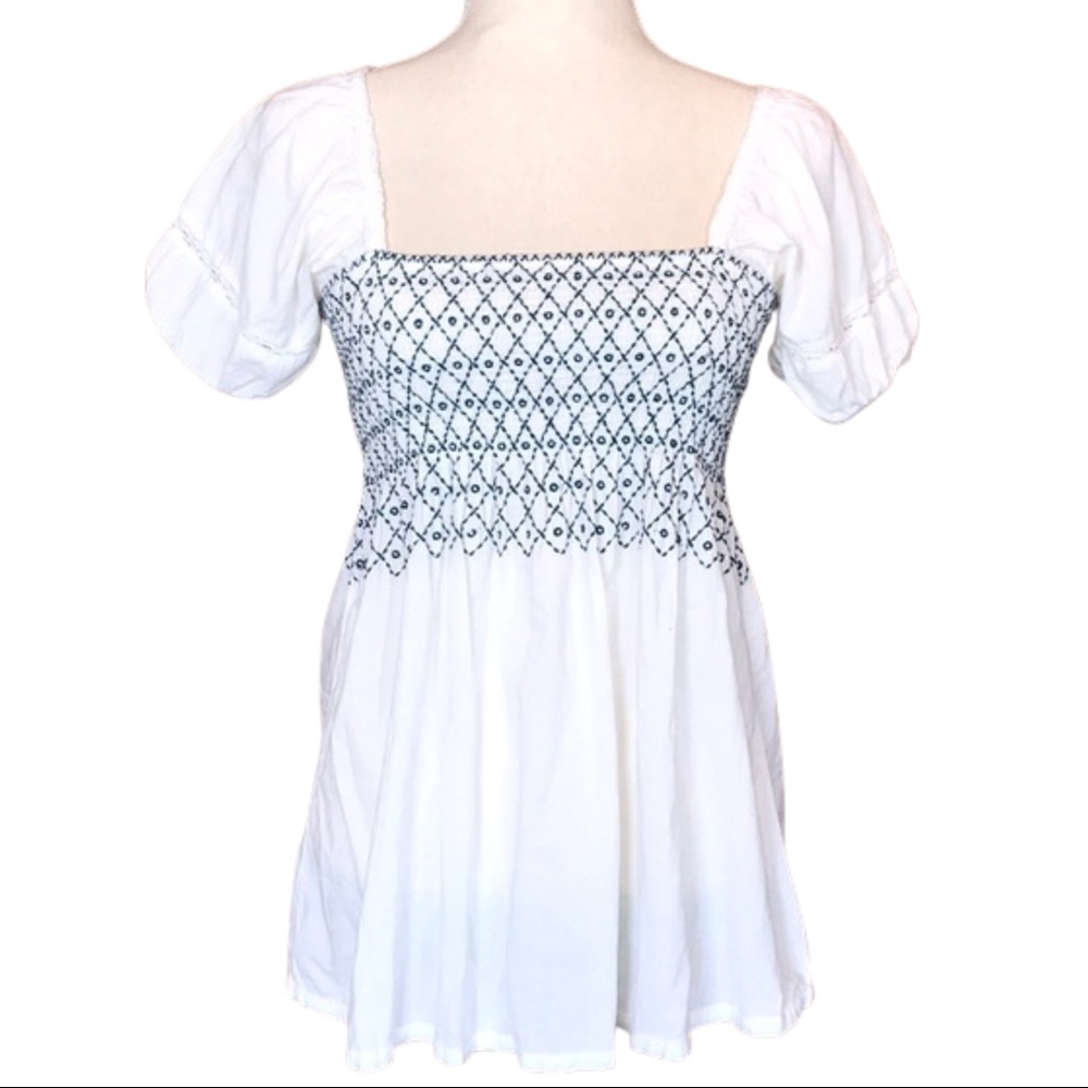 Anthropologie Odille White Off Shoulder Smocked Peasant Top Blue Embroidered 10